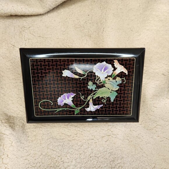 Toyo Japan Jewelry Music Box - Black w/Floral Image on Top - Picture 2 of 9